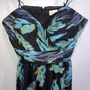 Spaghetti strap bill in bra chiffon Maxi dress